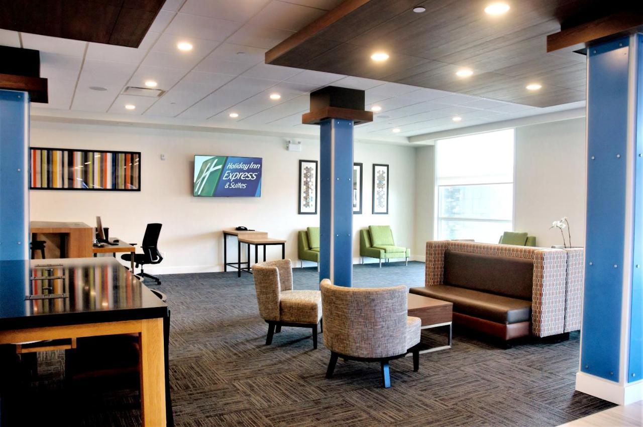Holiday Inn Express & Suites - Edmonton Sw - Windermere By Ihg Exterior photo
